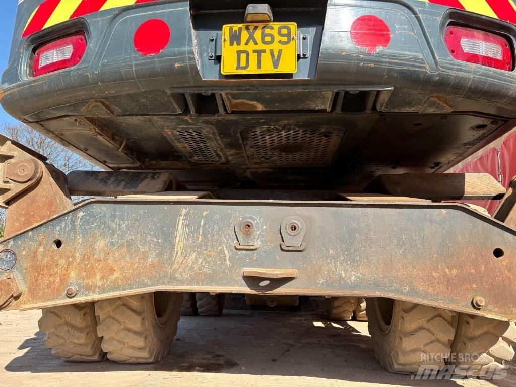 Hyundai HW140  휠 굴삭기