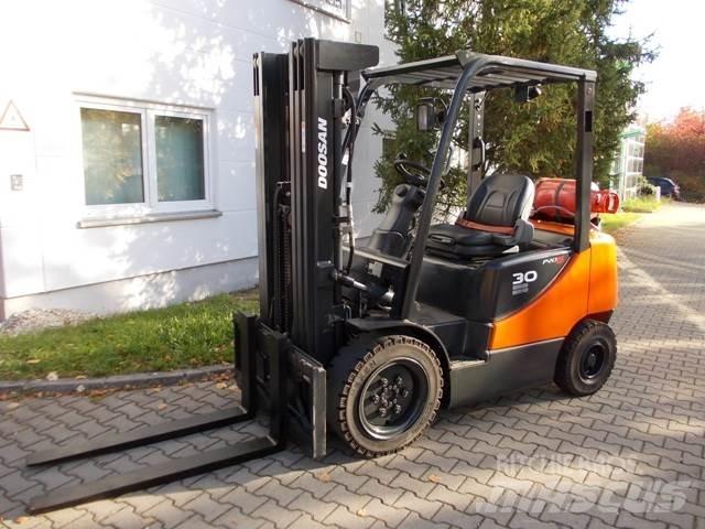 Doosan G 30 E LPG 지게차