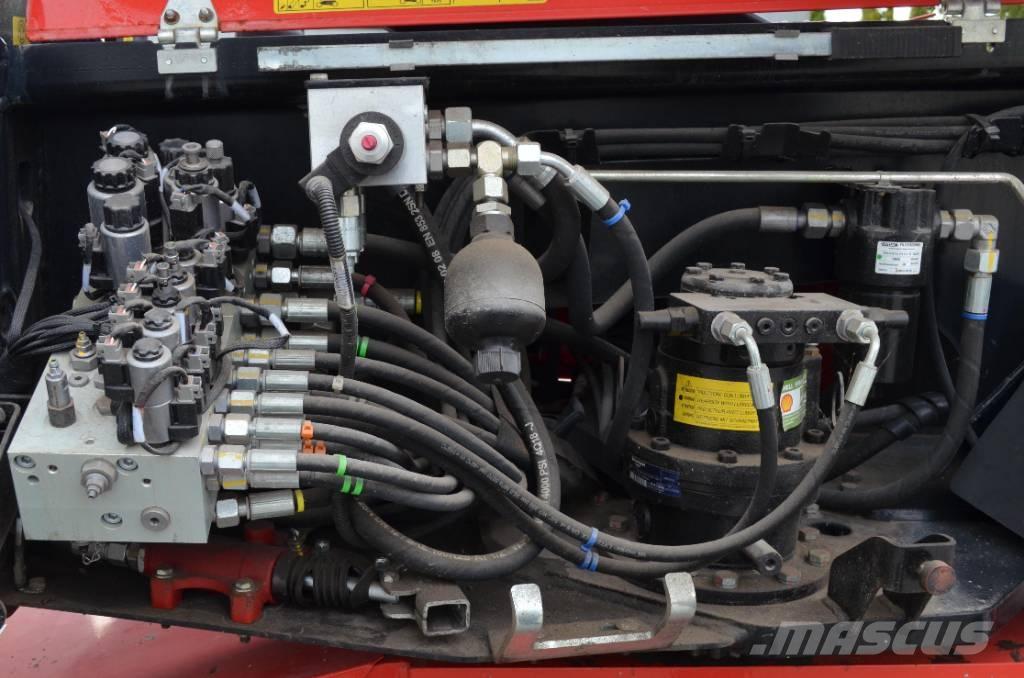 Manitou ManGo 12 관절형 전동이동 리프트