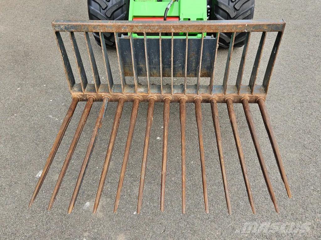 Avant Tegelriek 건설 장비 - 기타