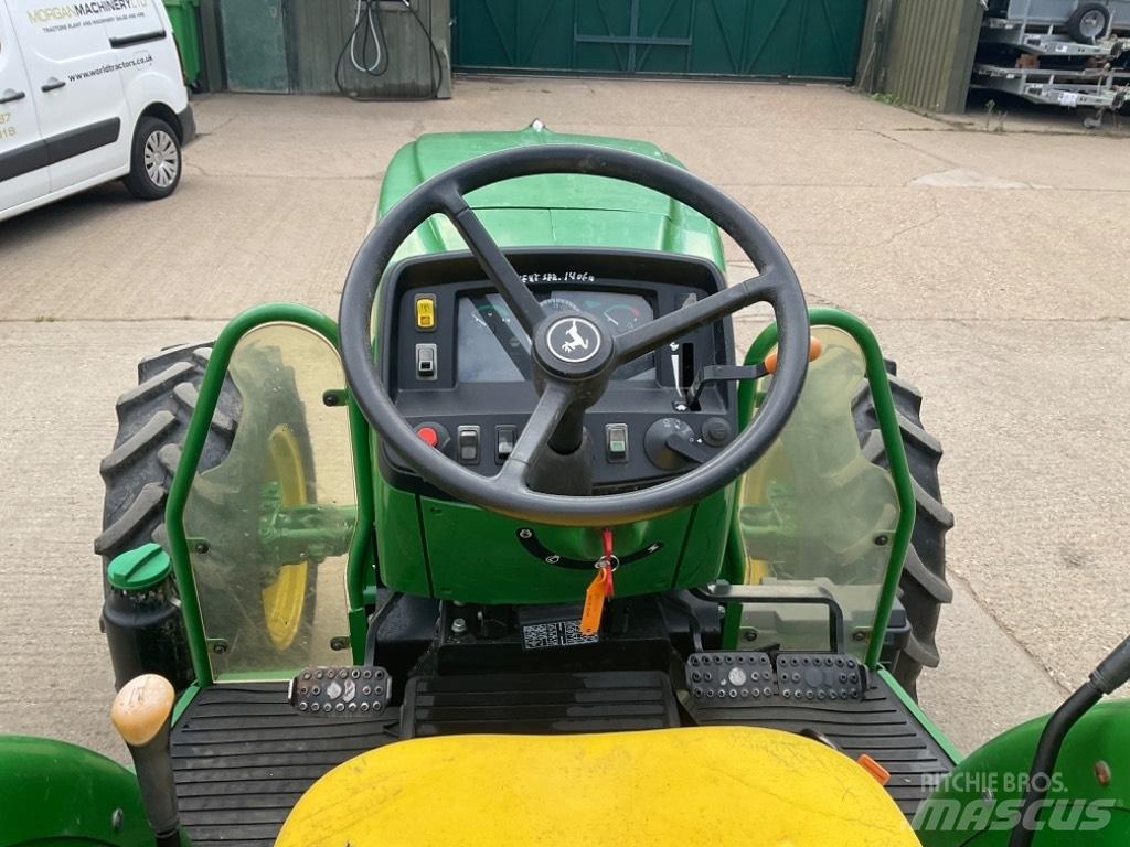 John Deere 5050E 트랙터