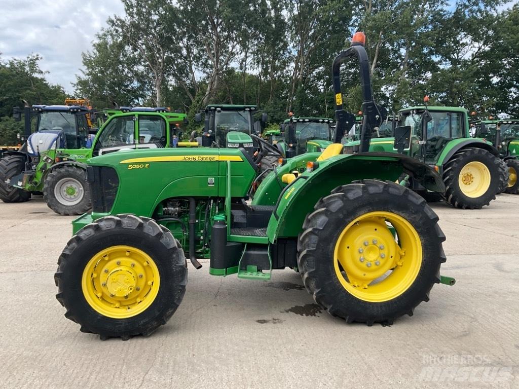 John Deere 5050E 트랙터