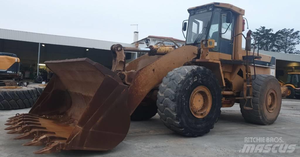 Komatsu WA500-1  휠로우더