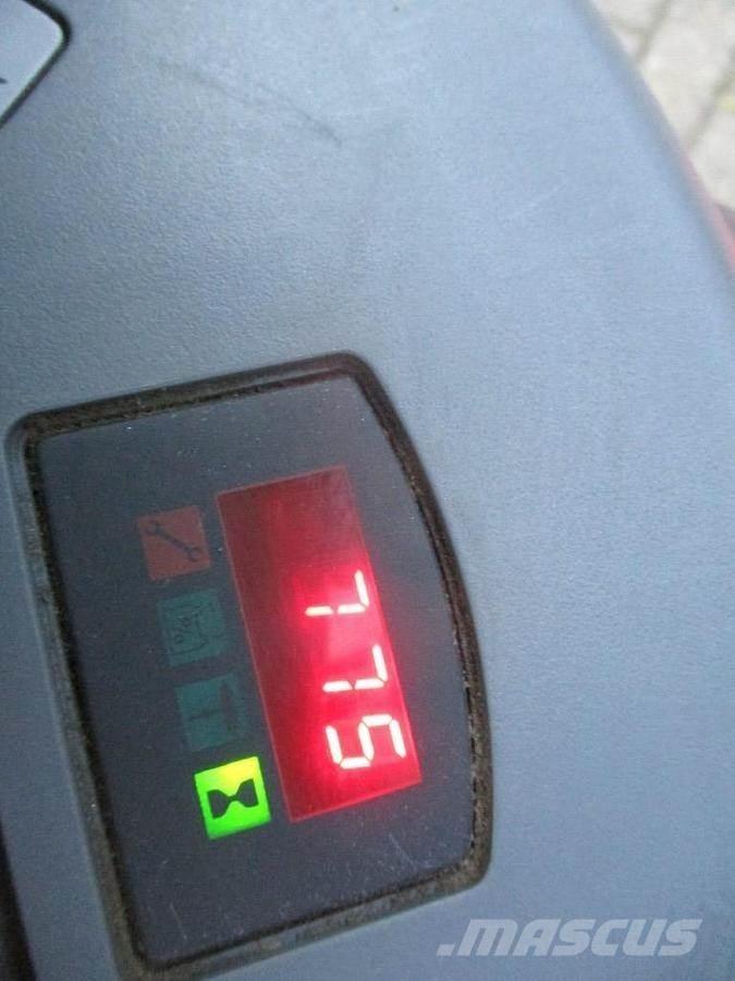 BT LWE 160 경량 리프터