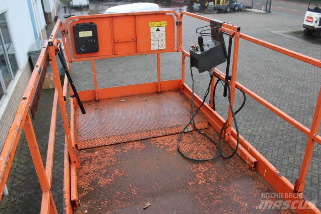 JLG M 3369 가위형 리프트