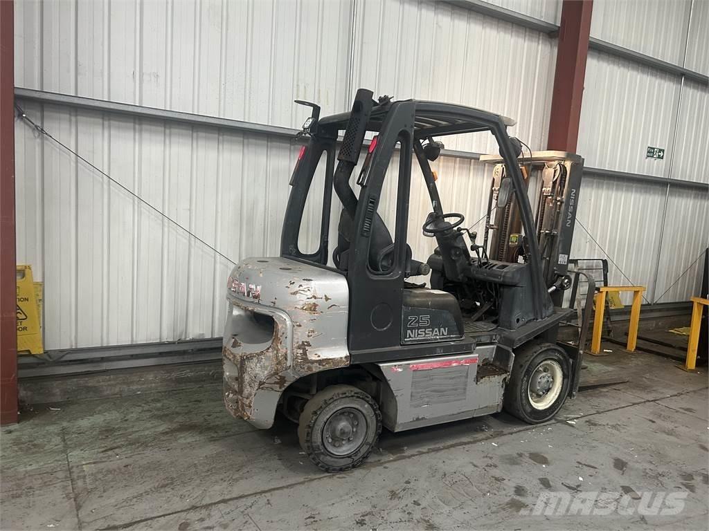 Nissan Y1D2A25Q 디젤 지게차