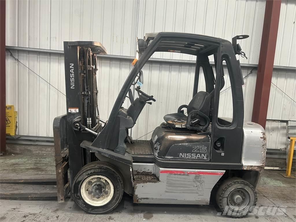 Nissan Y1D2A25Q 디젤 지게차