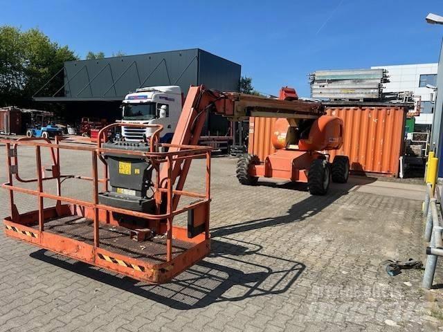 JLG 660 SJ 견인식 전동이동 리프트