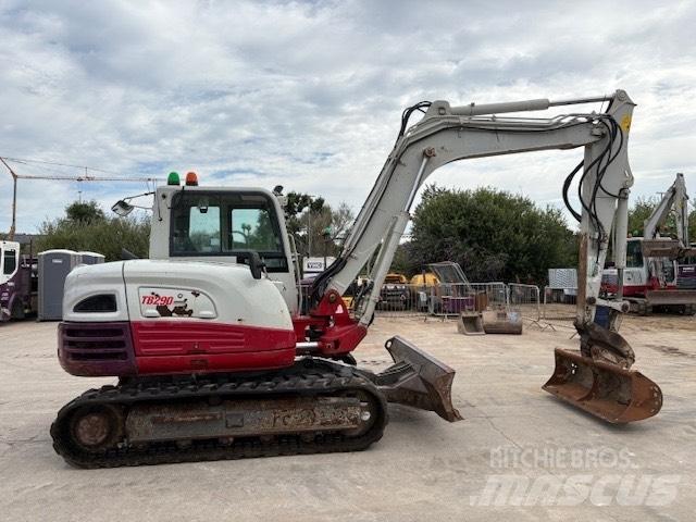 Takeuchi TB 290 중형굴삭기 7톤-28톤