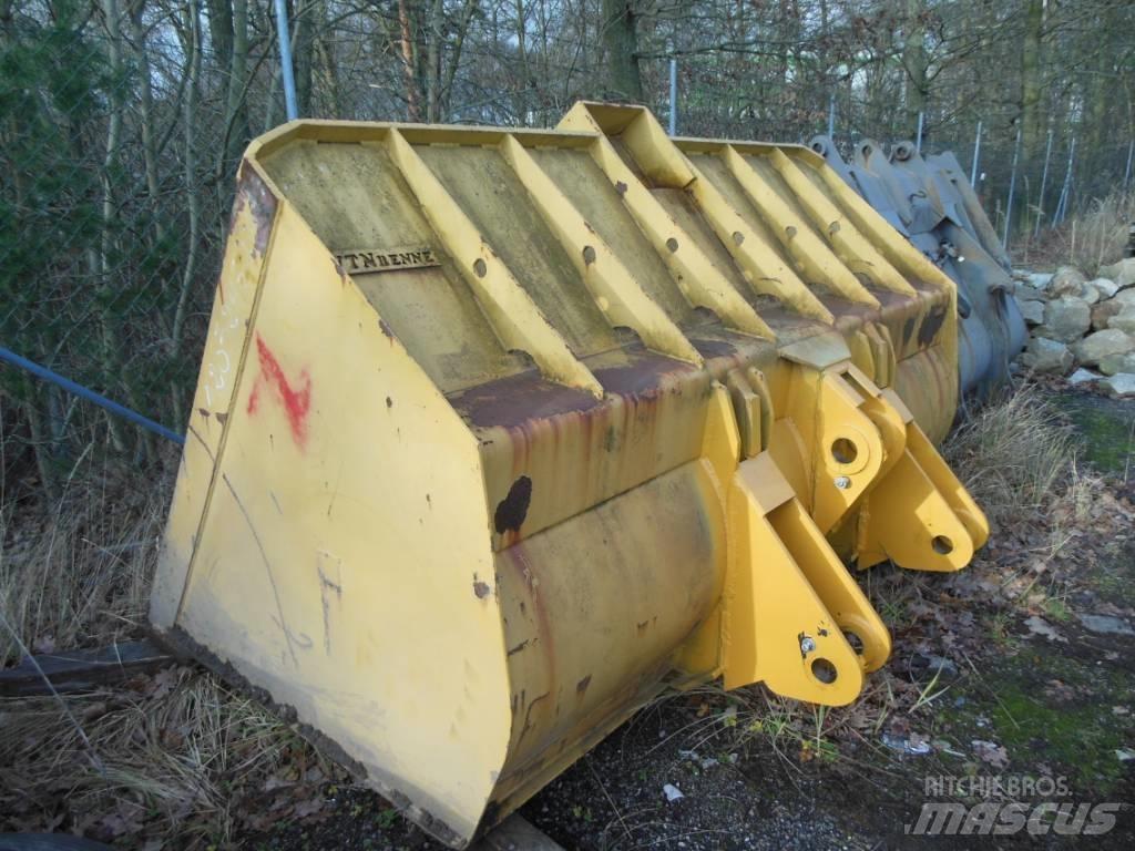 Volvo L 120  휠로우더