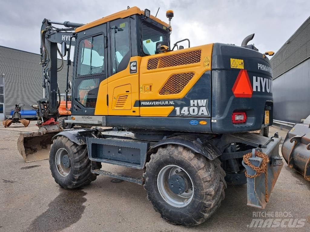 Hyundai HW140A  휠 굴삭기