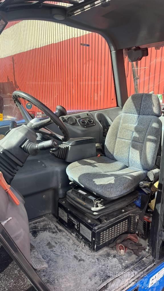 New Holland LM 5060 텔러 핸들러