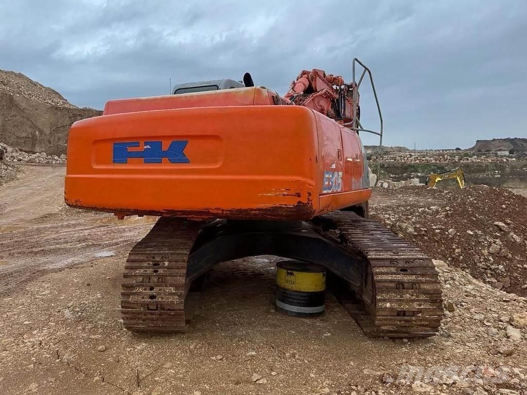 Fiat KOBELCO E305 특수 굴삭기