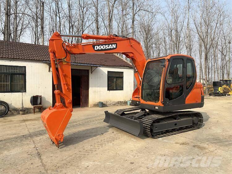 Doosan DX75 대형 굴삭기 29톤 이상