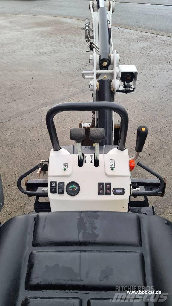 Bobcat E 10 소형 굴삭기 7톤 미만