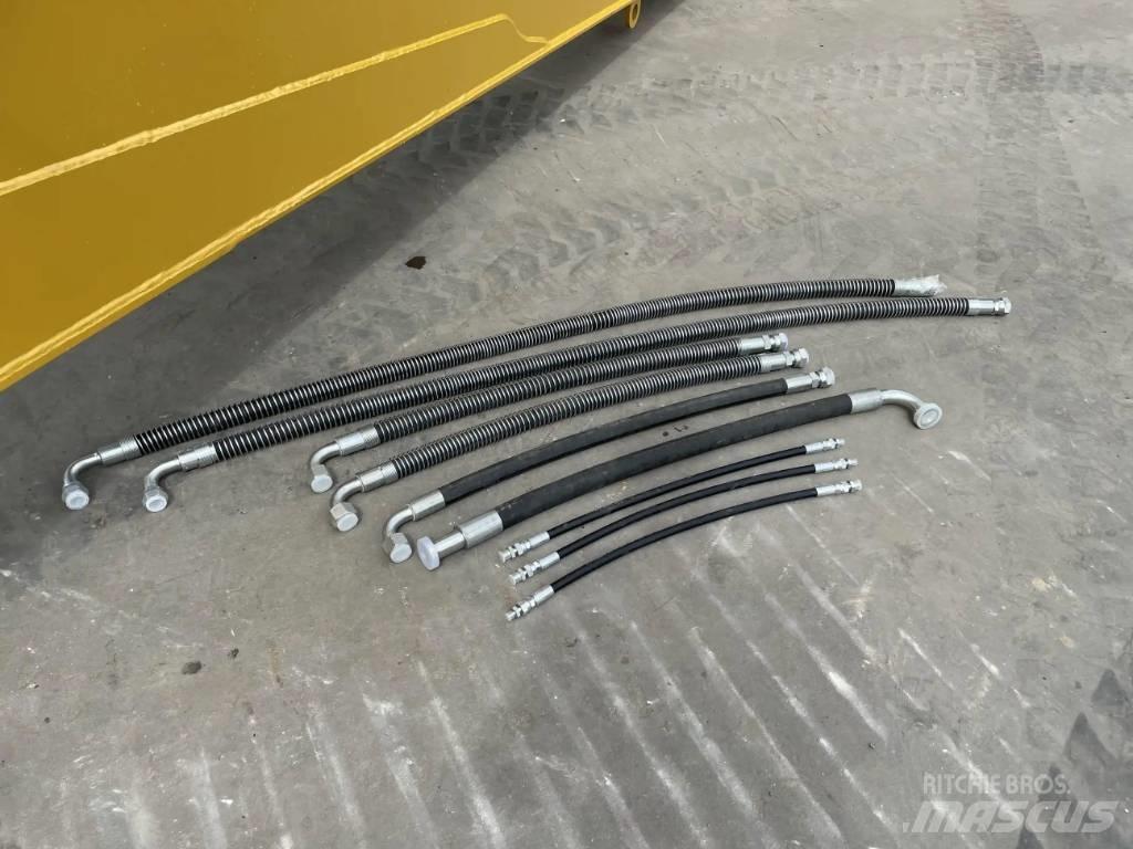 CAT 323 NG 15m Set 백호
