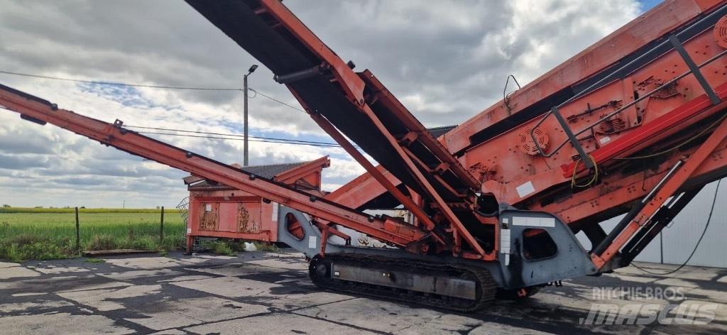 Sandvik QA 450 이동식 선별기