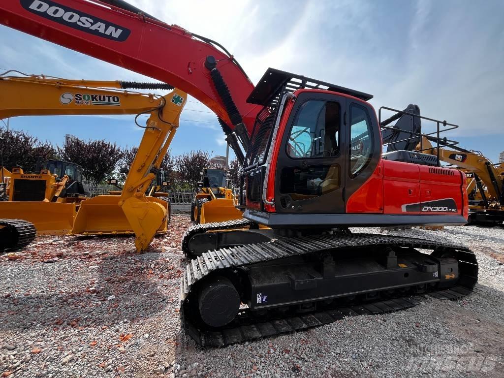 Doosan DX 300 LC-9C 대형 굴삭기 29톤 이상