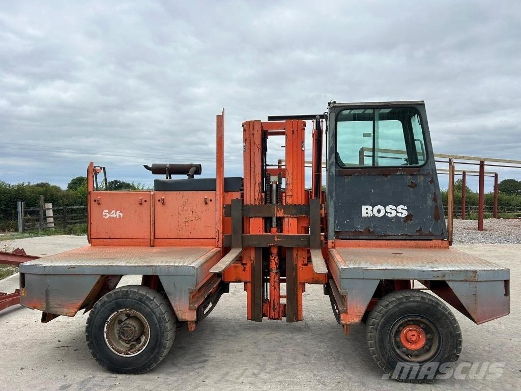 Boss 546 사이드로더