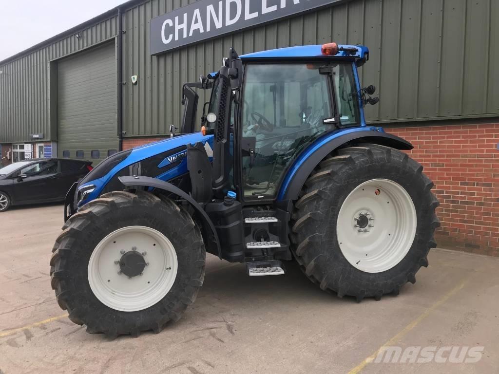 Valtra G 135 A 트랙터