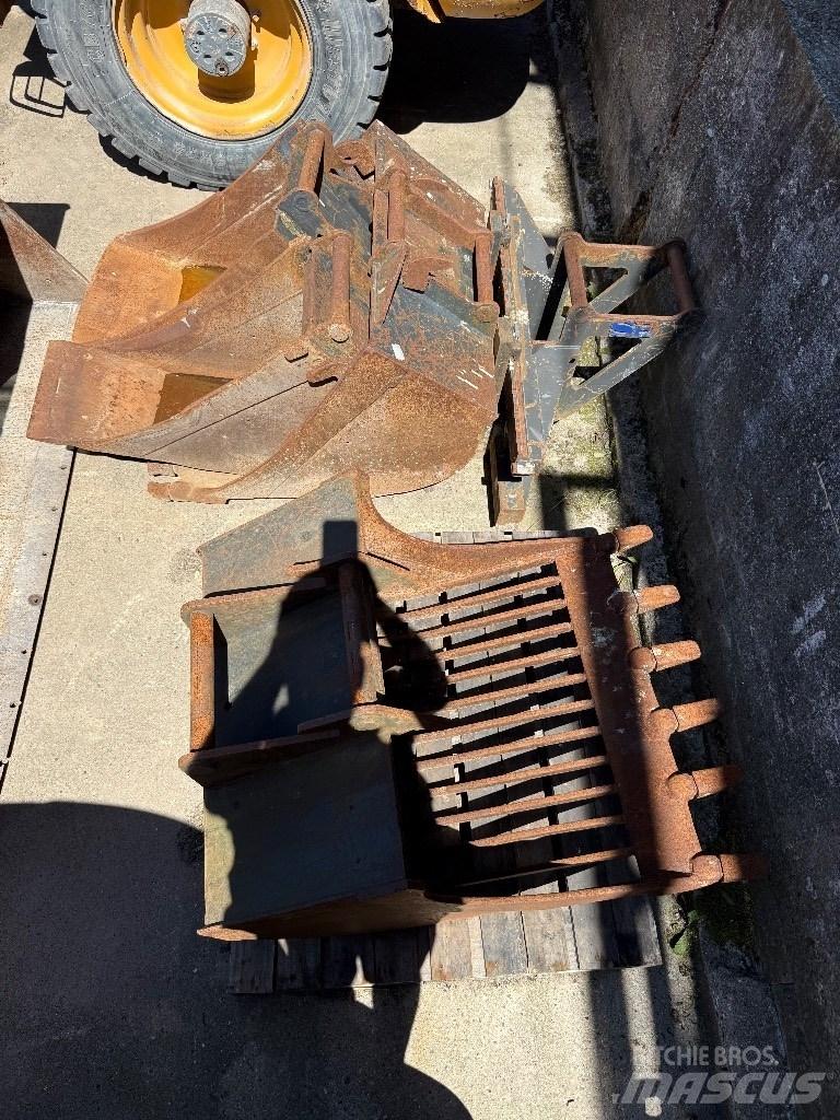 Kubota KX080-4 중형굴삭기 7톤-28톤