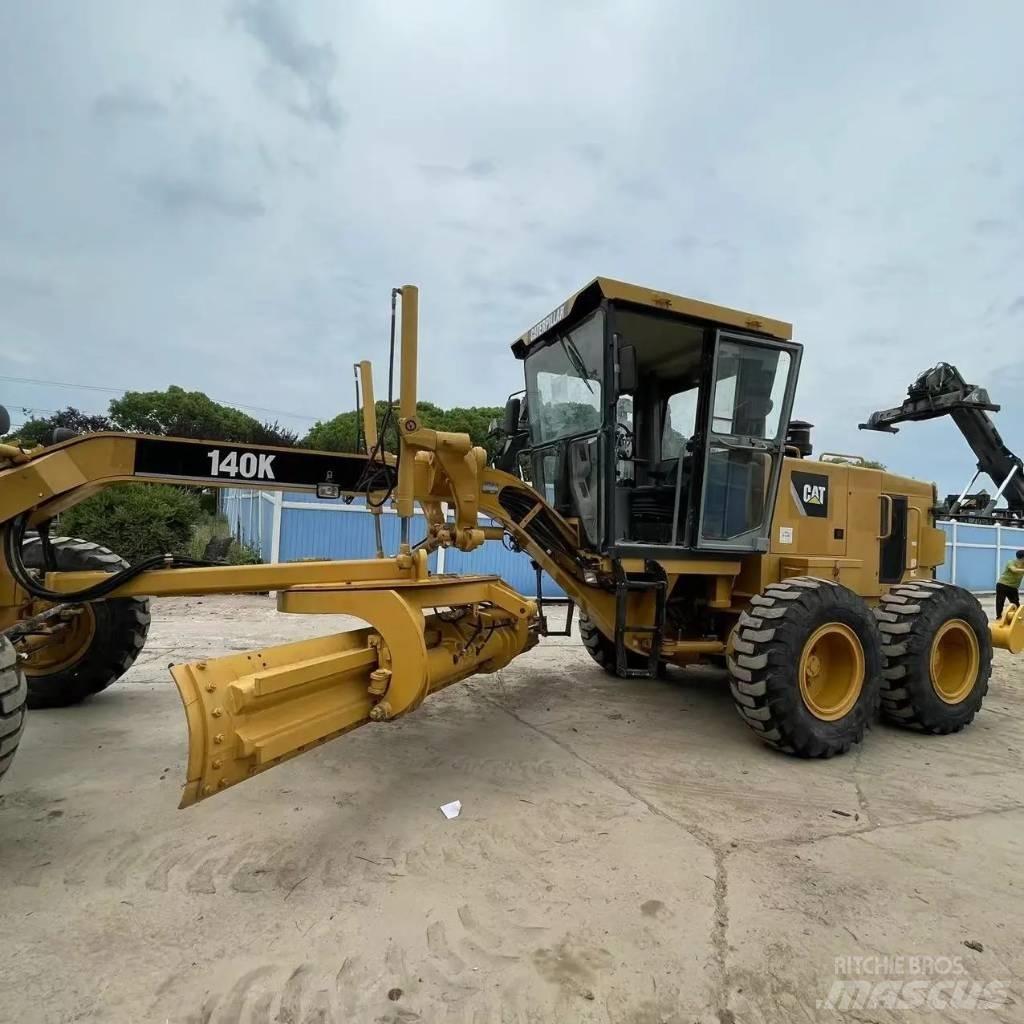 CAT 140K 그레이더