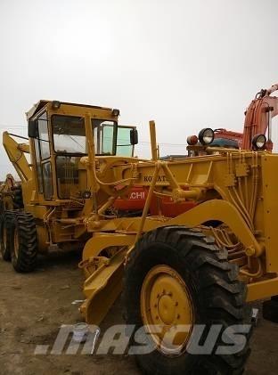 Komatsu GD 661 그레이더
