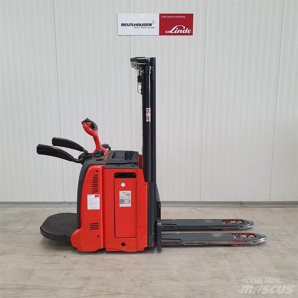 Linde D12AP 포크리프트