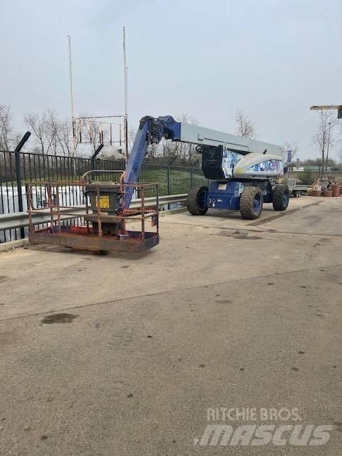 JLG 1250 AJP 관절형 전동이동 리프트