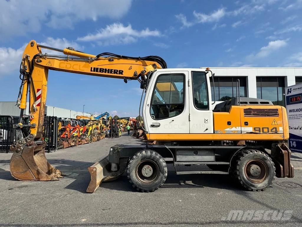 Liebherr A904C  휠 굴삭기