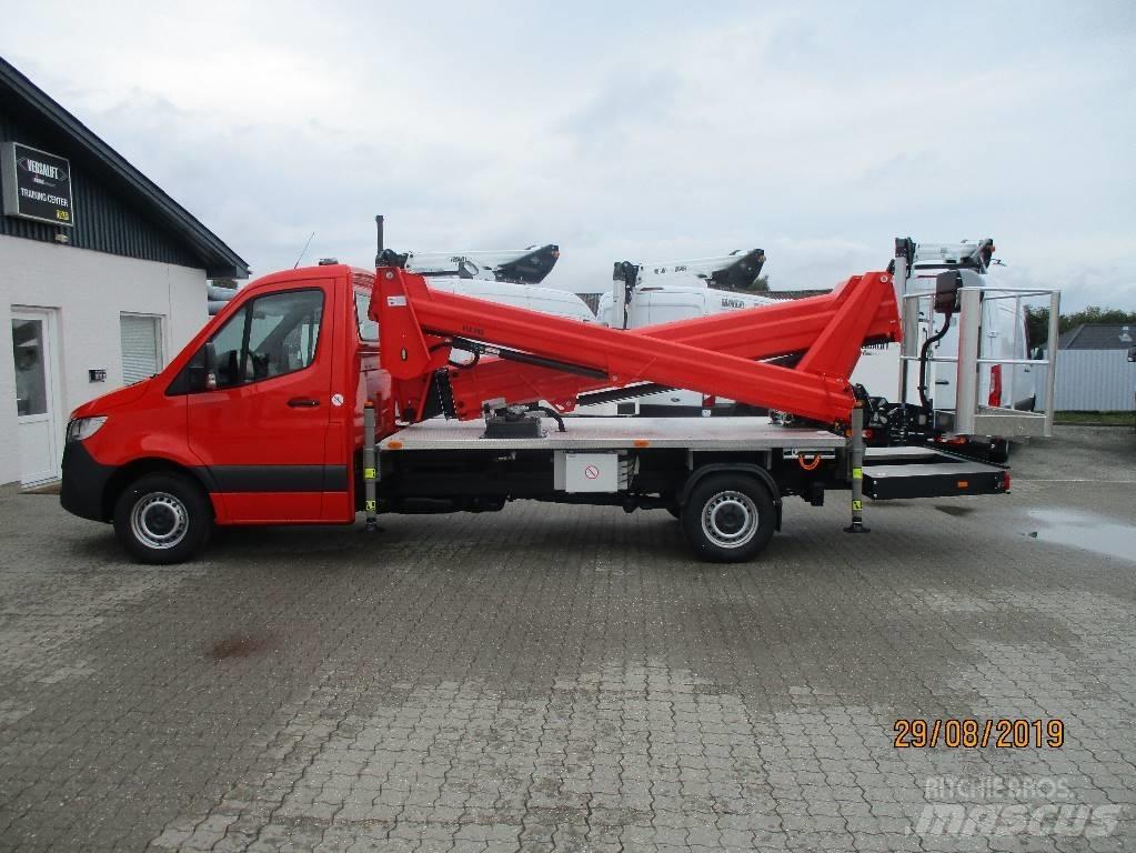 VERSALIFT VTX 240 G3 트럭 탑재 고소작업대