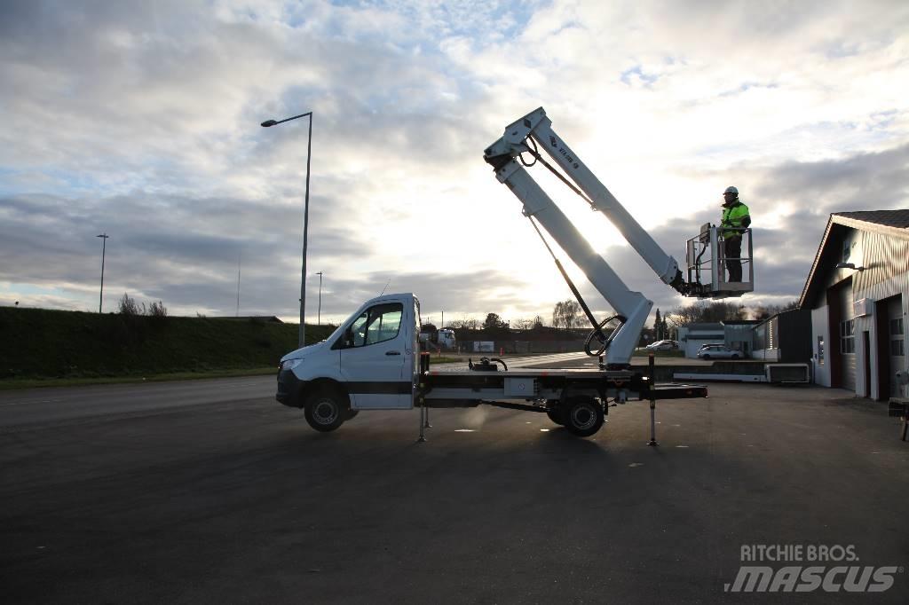 VERSALIFT VTX 240 G3 트럭 탑재 고소작업대