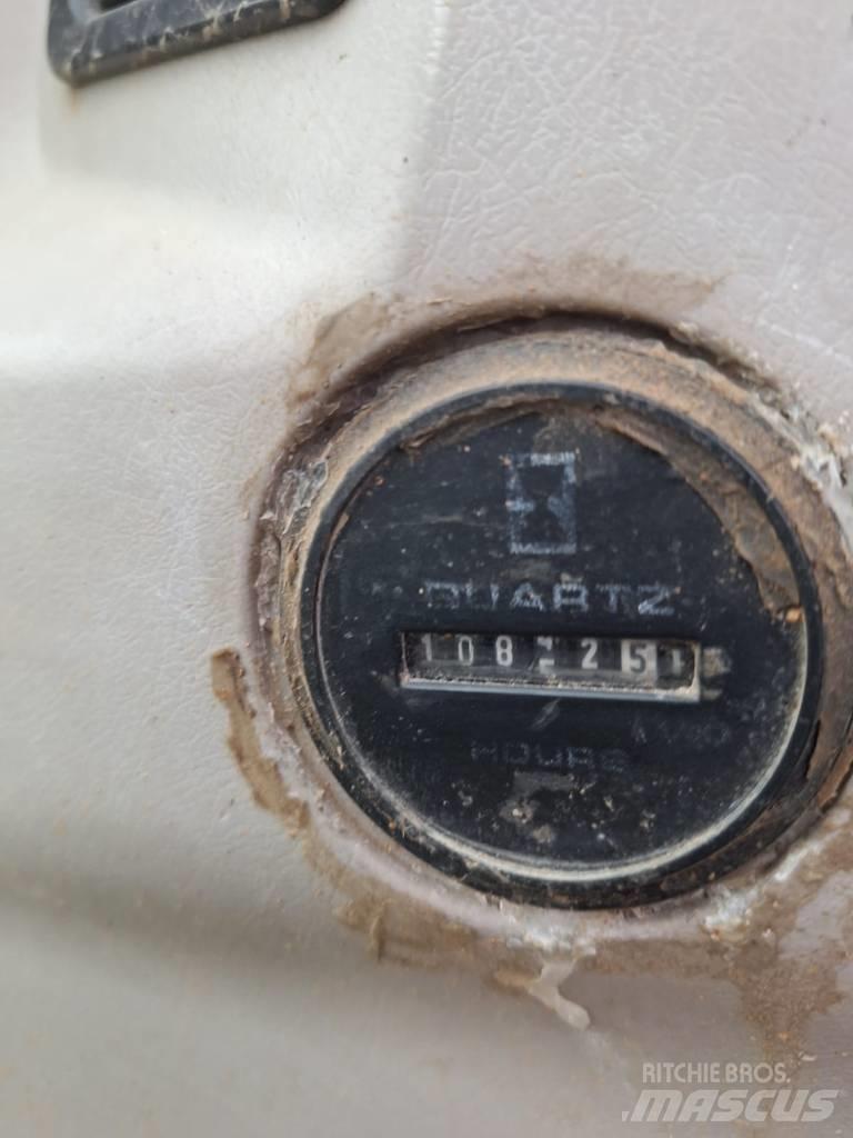 Fiat-Kobelco E215 대형 굴삭기 29톤 이상