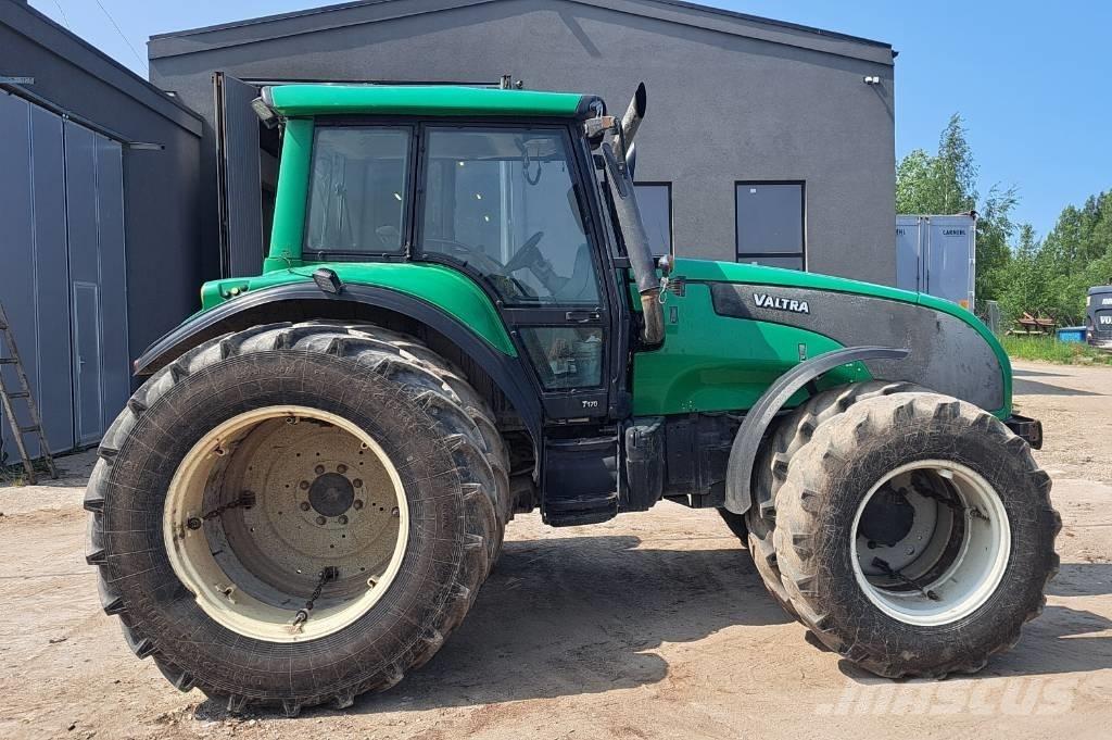 Valtra T 170 트랙터