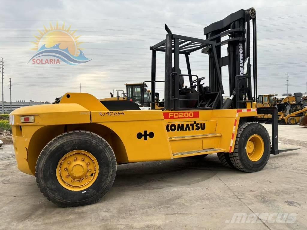 Komatsu FD 200 디젤 지게차