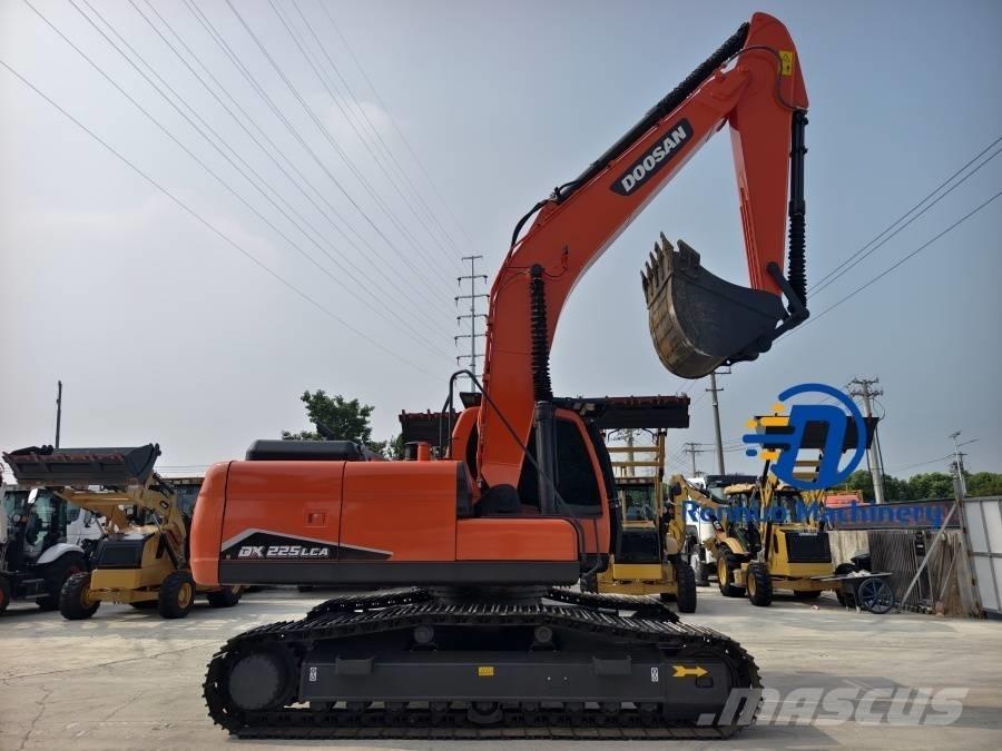 Doosan DX 225 LCA 대형 굴삭기 29톤 이상