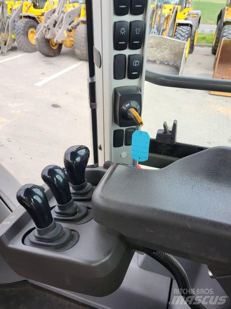 Volvo L 110 H  휠로우더