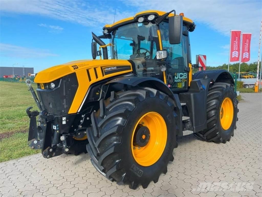 JCB 4220 ICON 트랙터