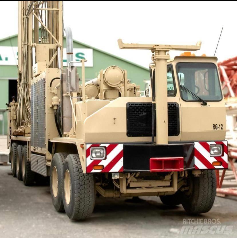 Atlas Copco RD20 III 이동식 드릴 리그 트럭