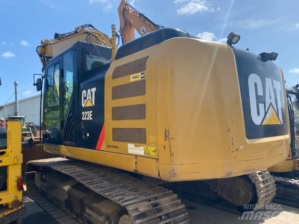 CAT 323 EL 대형 굴삭기 29톤 이상