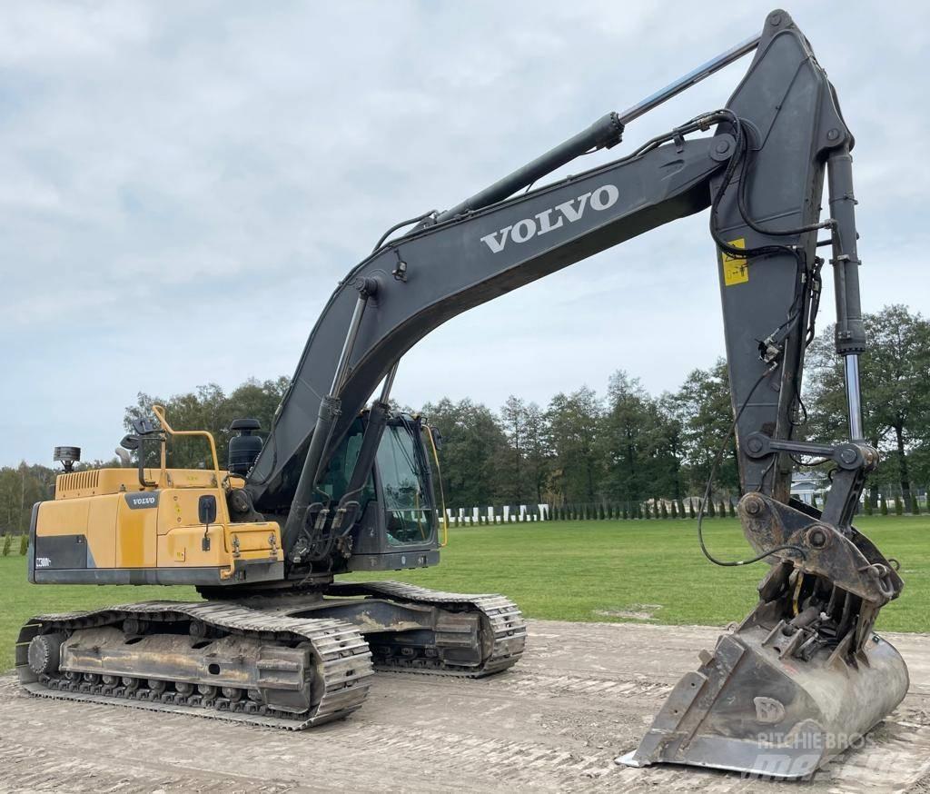 Volvo EC 300 D L 대형 굴삭기 29톤 이상