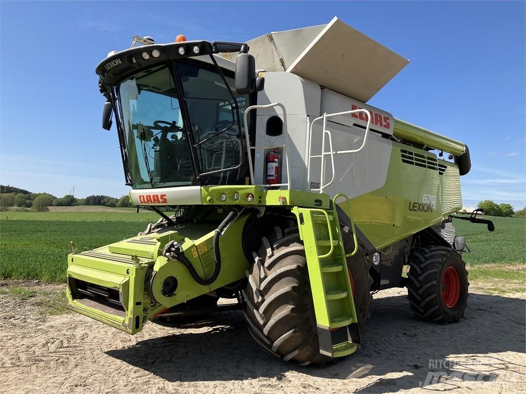 CLAAS Lexion 670 콤바인 수확기