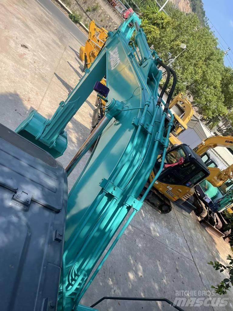 Kobelco SK130-8 중형굴삭기 7톤-28톤