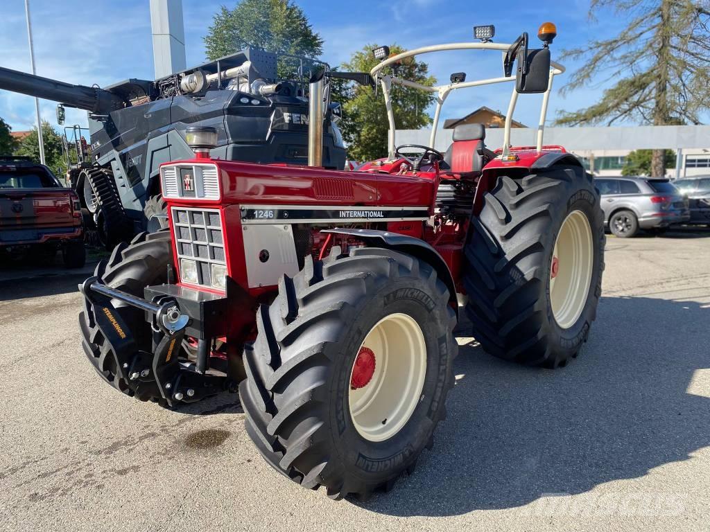 IHC 1246 AS 트랙터