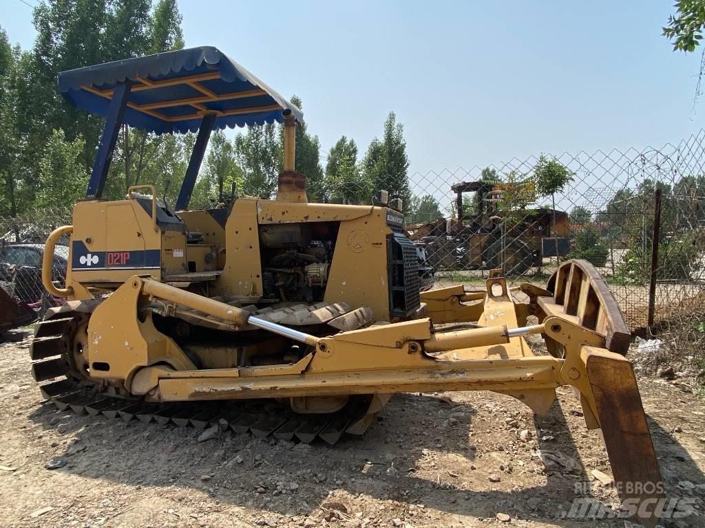 Komatsu D21P-6 크롤러 도저