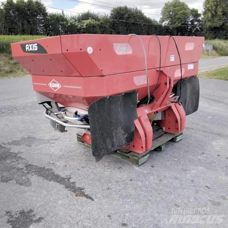 Kuhn Axis 40.1 미네랄 살포기