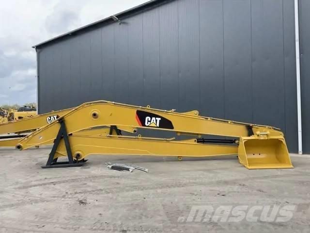 CAT 323 GX 18m Set 백호