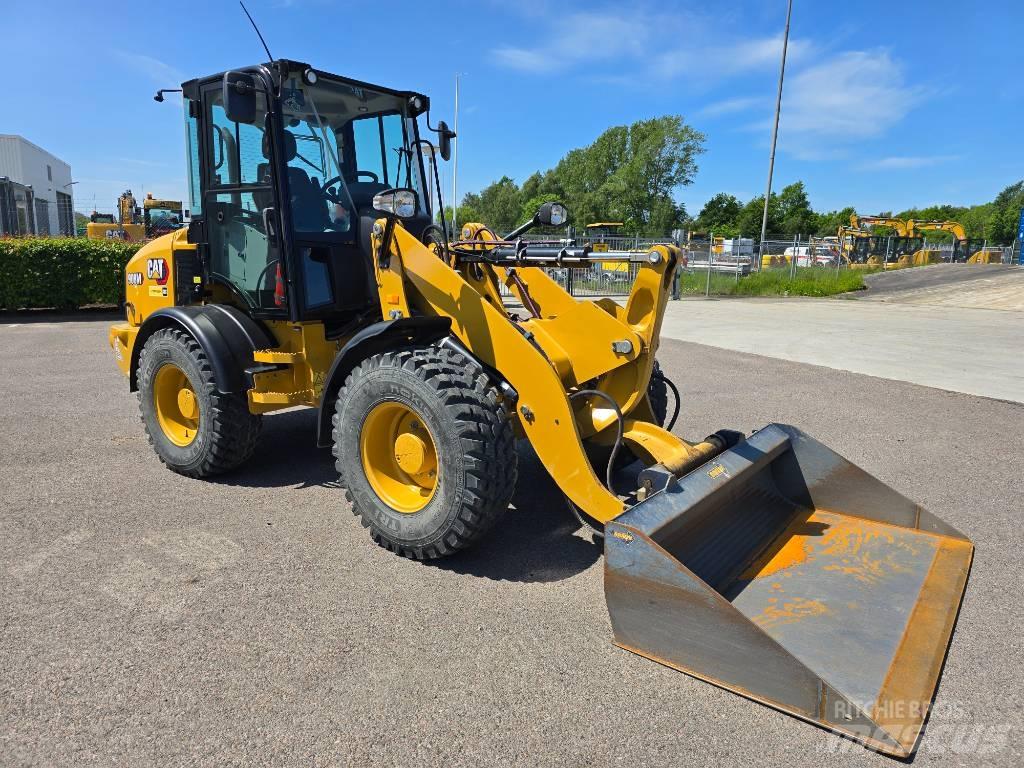 CAT 908 M  휠로우더