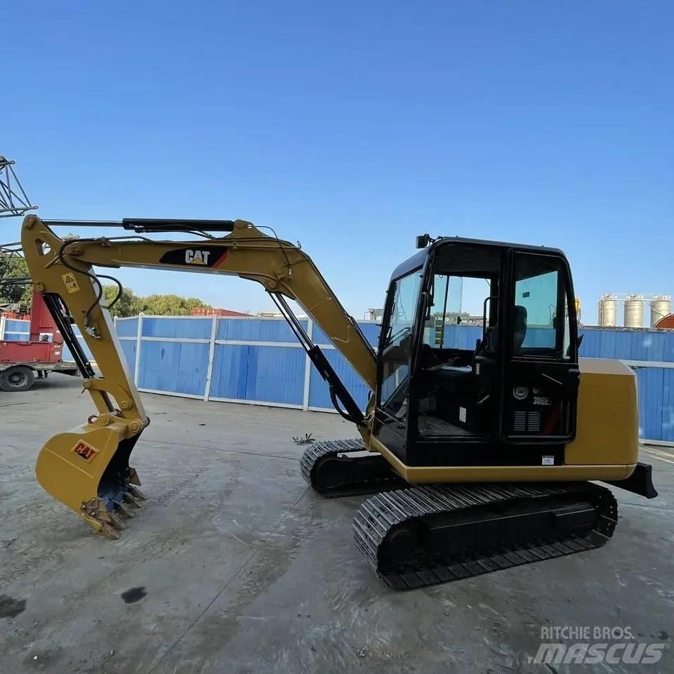 CAT 306E2 대형 굴삭기 29톤 이상