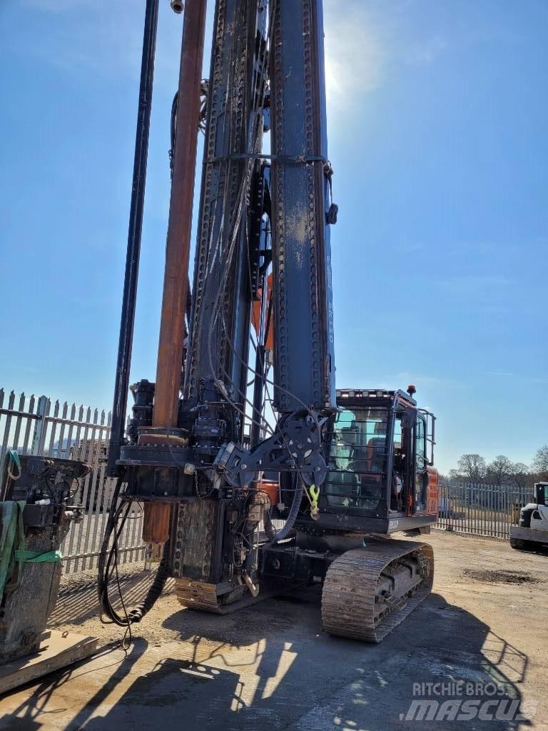  Geax EK110 말뚝설치기